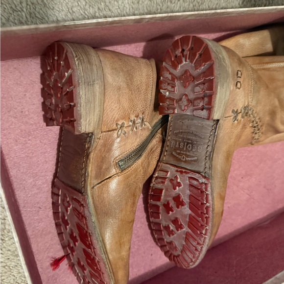 New Manchester III Icicle Bed Stu Rustic Tan Leather riding Boots 7.5 $450 - Picture 9 of 14